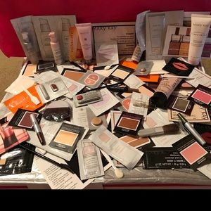 Mary Kay Sampler Pack • NEW ITEMS!